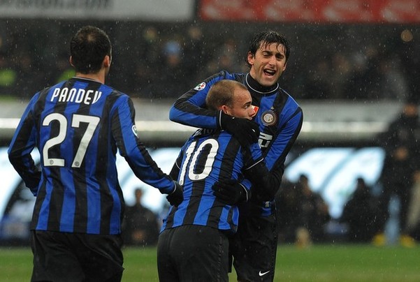 欧洲足球一夜疯狂：水晶宫绝杀，多特6轮不败，罗马爆冷（欧陆足坛今夜沸腾：水晶宫补时绝杀，多特六轮不败，罗马爆冷失利）