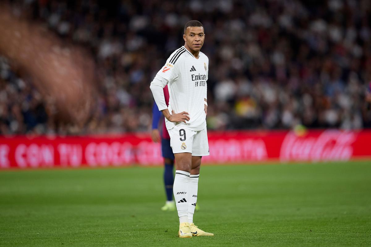 英超战报：L-波特双响，布伦特福德2-0送狼队17轮不胜（英超：L-波特梅开二度，布伦特福德2-0击败狼队送其17轮不胜）