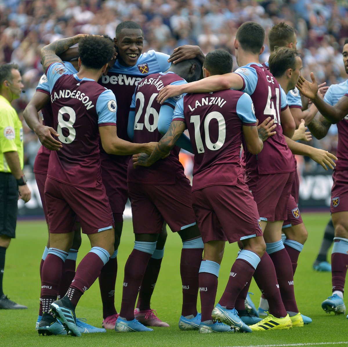 德甲前瞻：多特上轮惨遭汉堡绝平，斯图加特开启连客之旅（德甲前瞻：多特被汉堡读秒扳平，斯图加特开启连续客场征程）