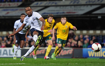 曼联瞄准马赛新星巴科拉：格林伍德复仇之旅（曼联欲签马赛新星巴科拉，格林伍德开启复仇征程）